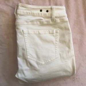 CAbi 752 White Denim